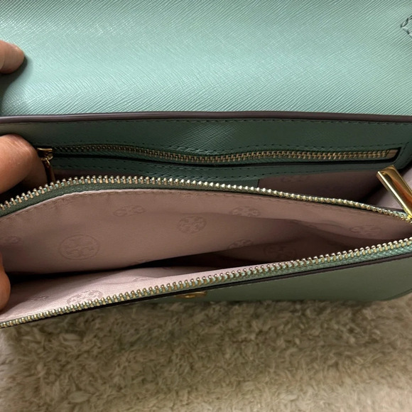 Tory Burch Jitney Green Emerson Combo Crossbody Bag - Picture 9 of 9